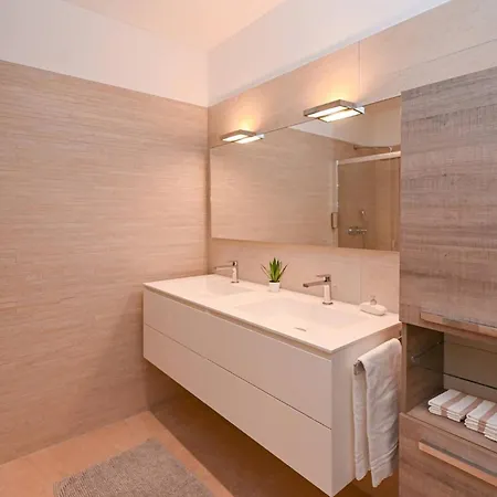 Appartement Lakeview 3 Bedroom Pico Penthouse In